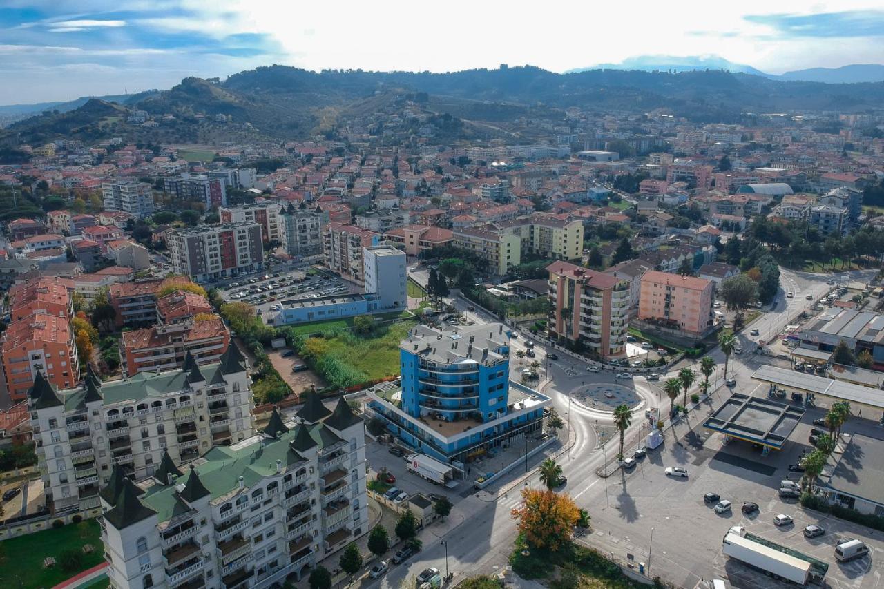 B&B Palazzo Del Toro Montesilvano Marina Εξωτερικό φωτογραφία